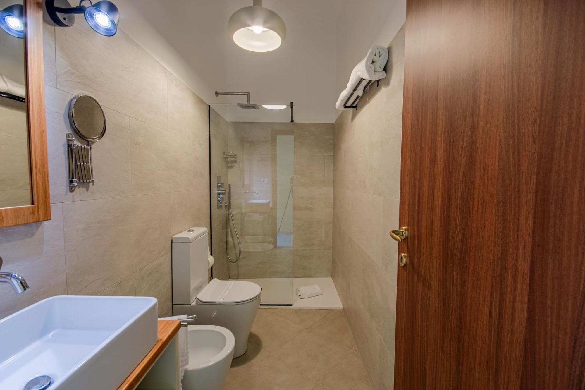 La Scivola Rooms Aci Castello Eksteriør bilde