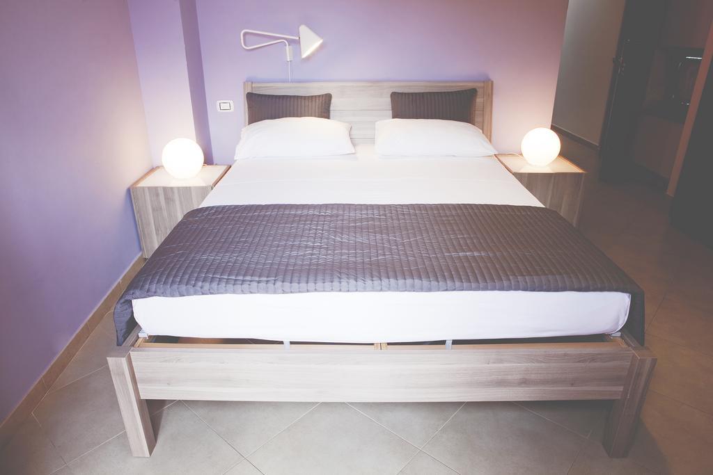 La Scivola Rooms Aci Castello Eksteriør bilde